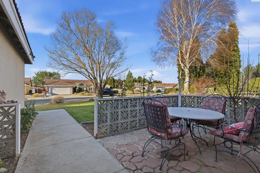 2520 Royal Palm Ave, West Richland, WA 99353-7774 - #3