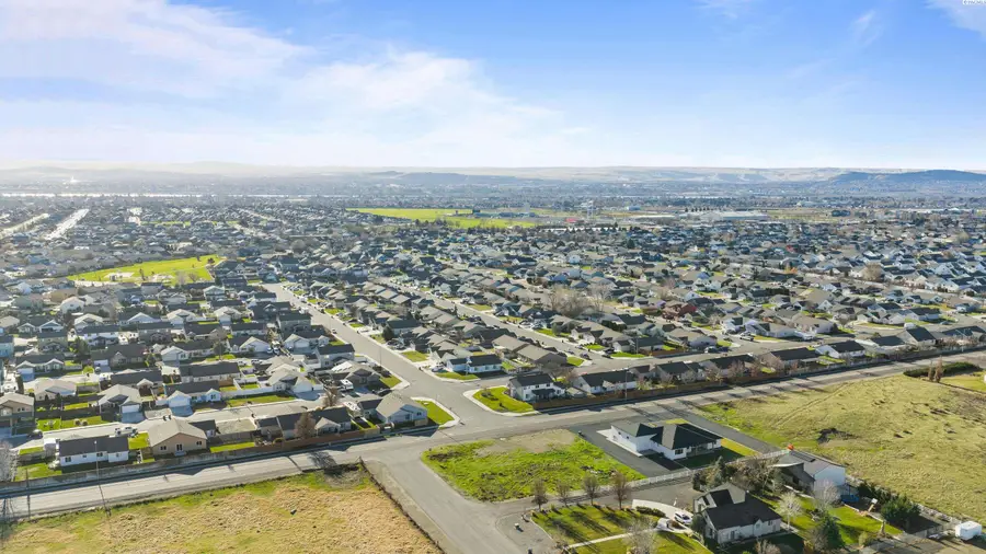 5608 Rd 56 North, Pasco, WA 99301-9473 - Image #3