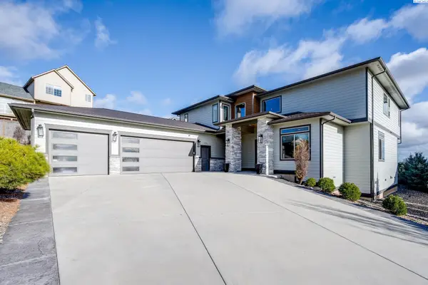 270 SW Golden Hills Drive, Pullman, WA 99163