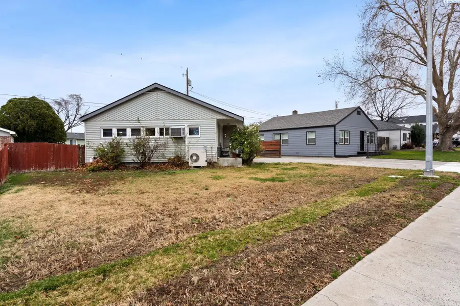 1606 Thayer, Richland, WA 99354 - Image #3