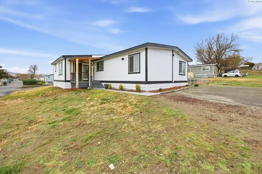 6402 Morrison St., West Richland, WA 99353 - Image #2