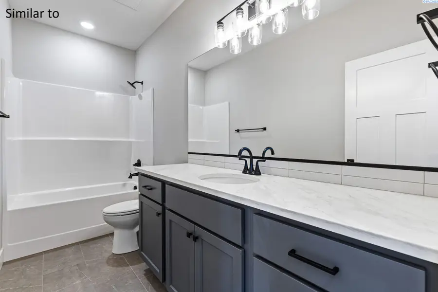 987 Miraflores Ave., West Richland, WA 99353 - Image #2