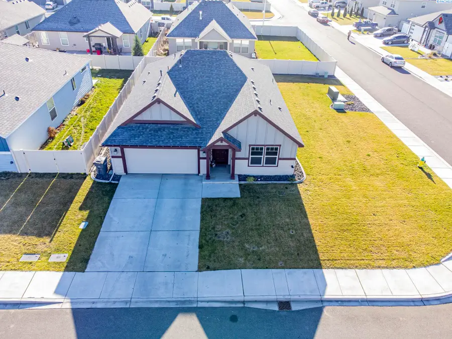 1401 Centennial Ave, Sunnyside, WA 98944 - Image #3