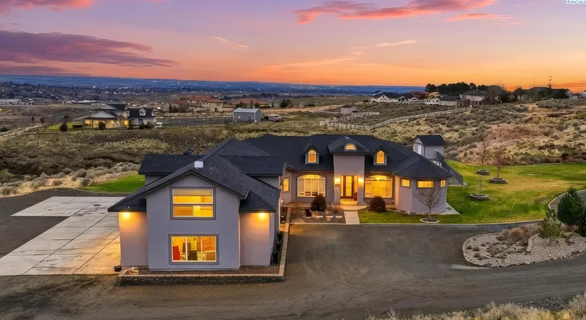 108133 E 217 Pr Se, Kennewick, WA 99338 - Image #1