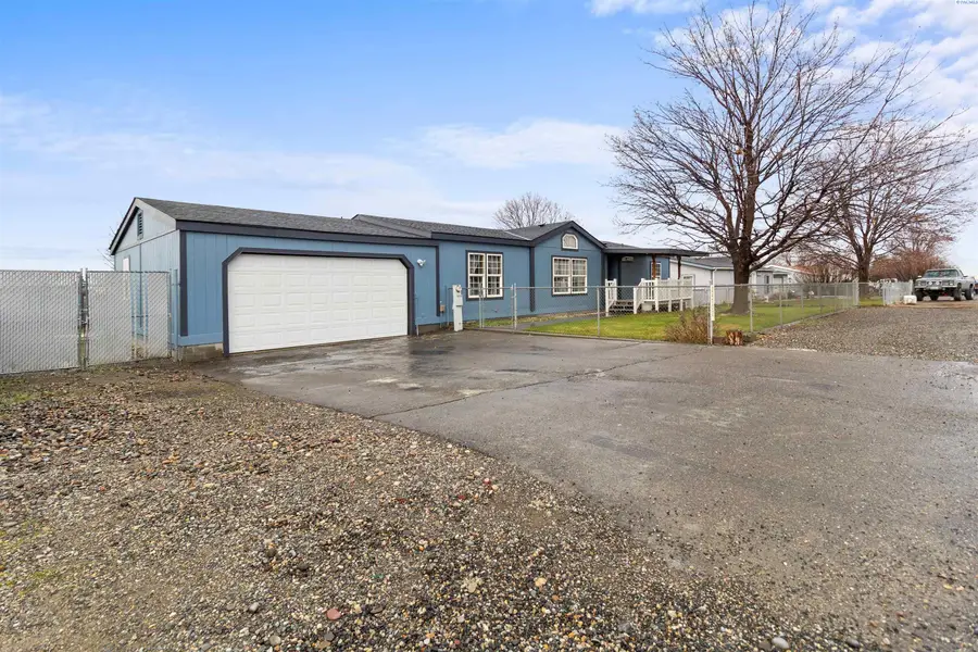 34702 N Flagstone Drive, Benton City, WA 99320 - Image #3