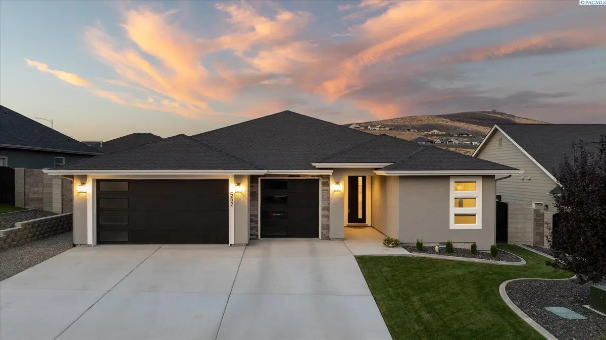 552 Lazio Way, Richland, WA 99352 - Image #1