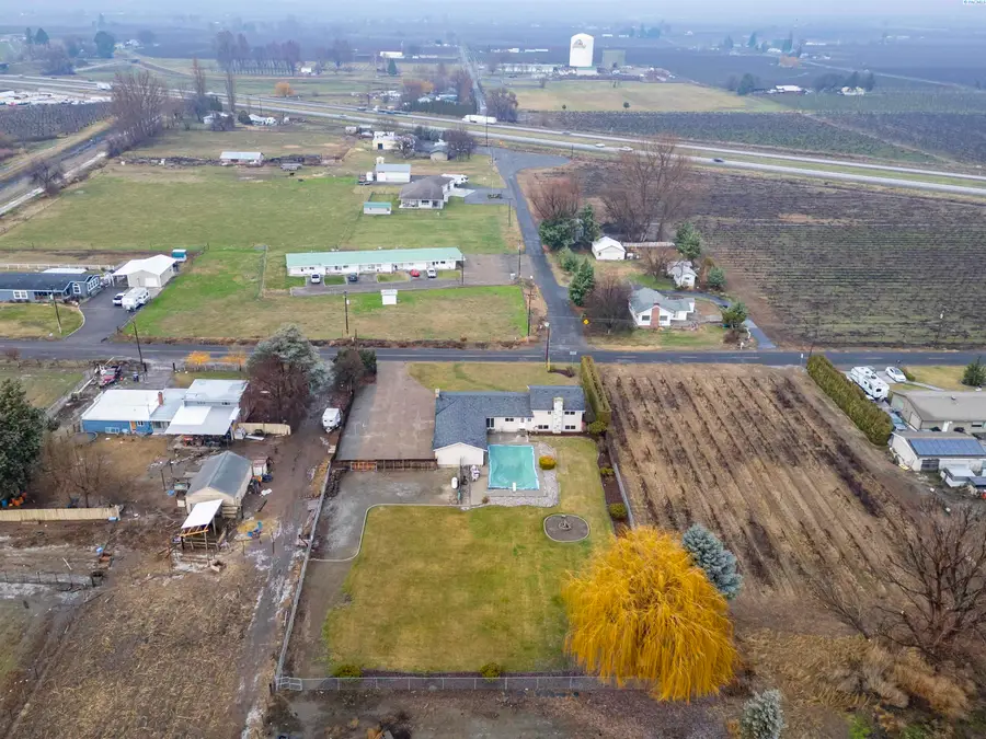 790 Bonnieview Road, Grandview, WA 98930 - Image #2