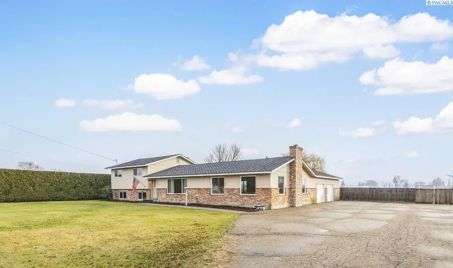 790 Bonnieview Road, Grandview, WA 98930 - Image #3