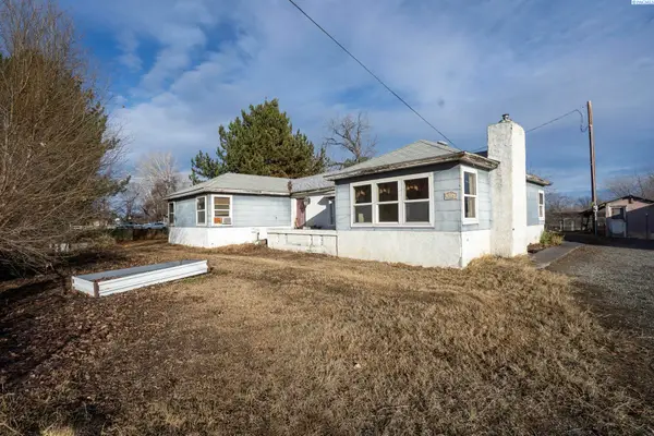 524 N Riverside Dr., West Richland, WA 99535