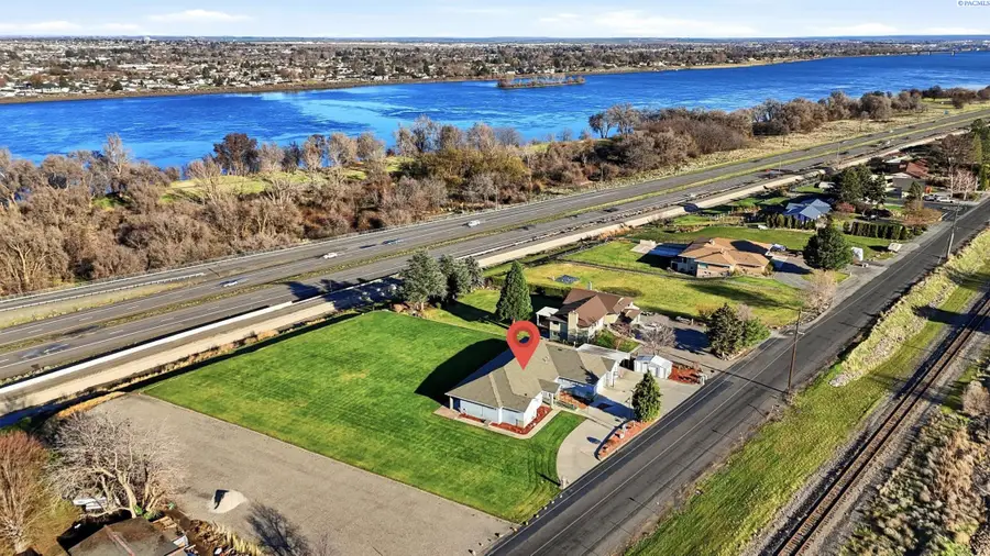 5016 W Yellowstone Ave, Kennewick, WA 99336 - Image #2