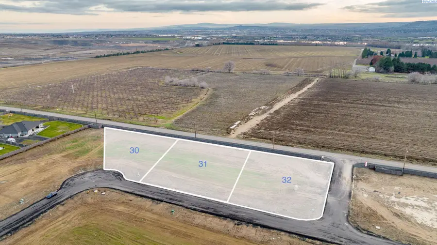 12736 Blackfoot Dr, Pasco, WA 99301 - Image #3