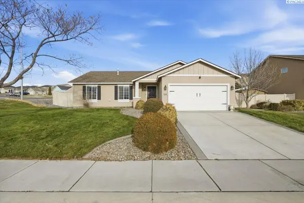 5909 Pimlico Dr, Pasco, WA 99301