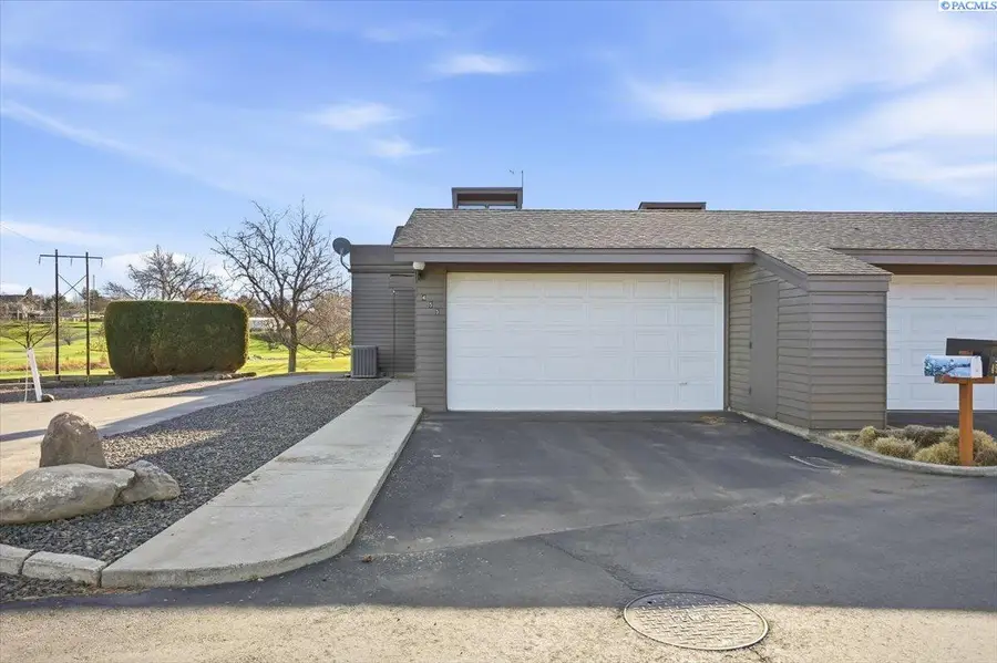 455 Greenbrook Place, Richland, WA 99352 - Image #3