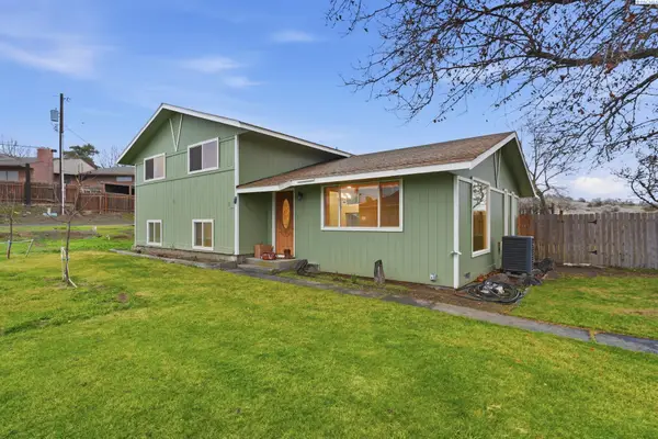 543 N 3rd, Connell, WA 99326