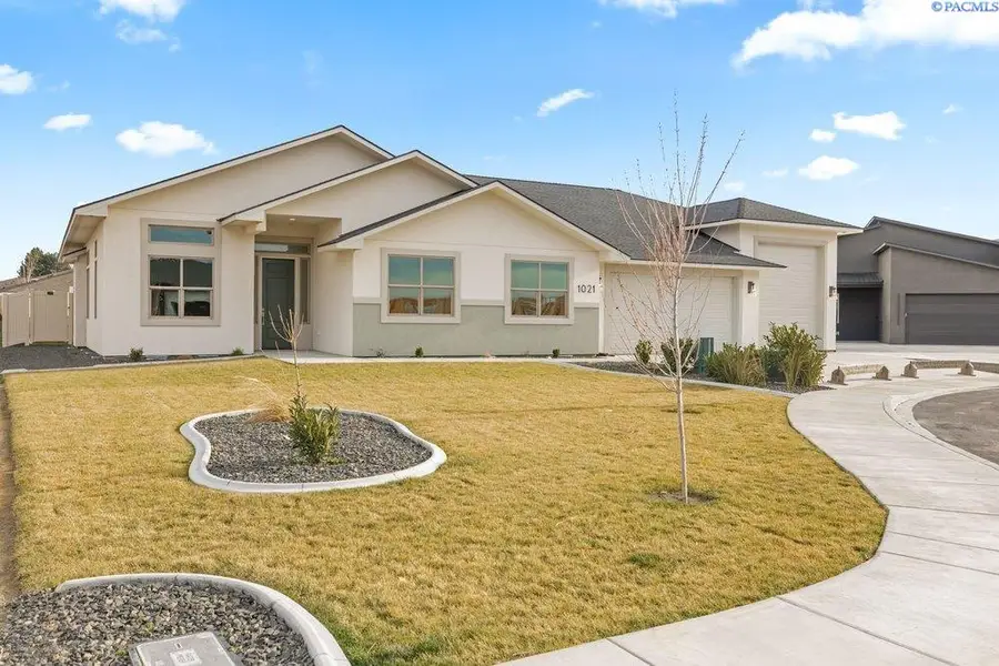 1021 S Florida Pl., Kennewick, WA 99338 - Image #2