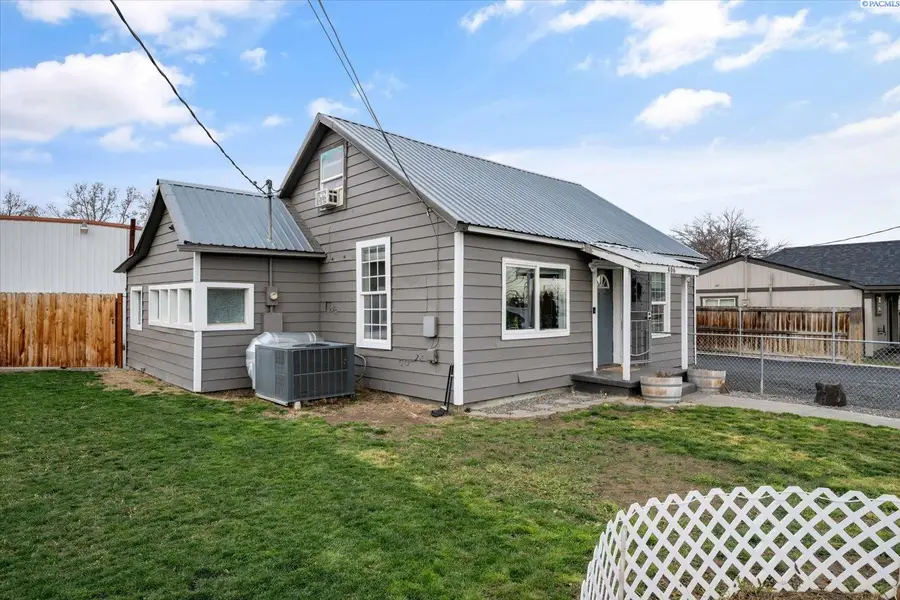 406 S Fir St, Kennewick, WA 99336 - Image #3