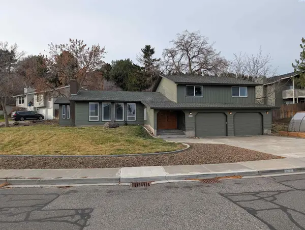 277 Adair Dr, Richland, WA 99352