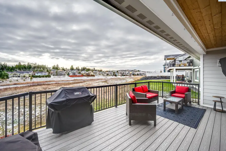 815 SW Panorama Drive, Pullman, WA 99163 - Image #3