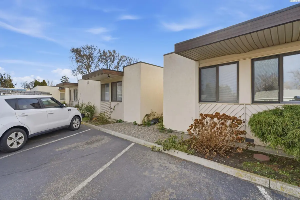 420 S Quincy St. #M, Kennewick, WA 99336 - Image #1