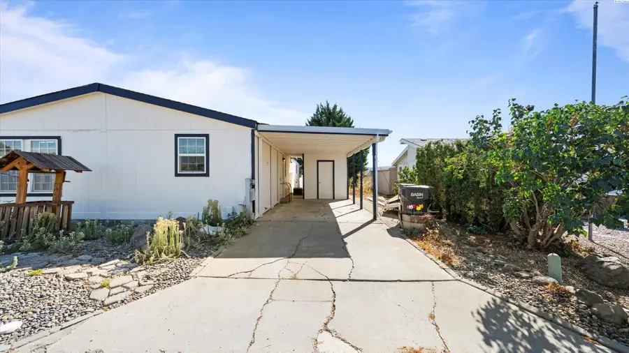 355 Old Inland Empire #11 #11, Prosser, WA 99350 - Image #2