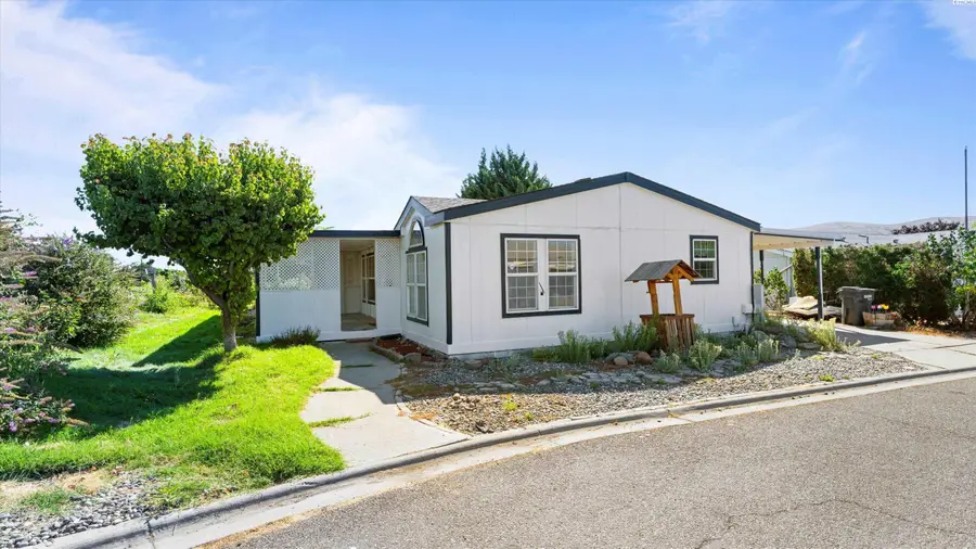 355 Old Inland Empire #11 #11, Prosser, WA 99350 - Image #3