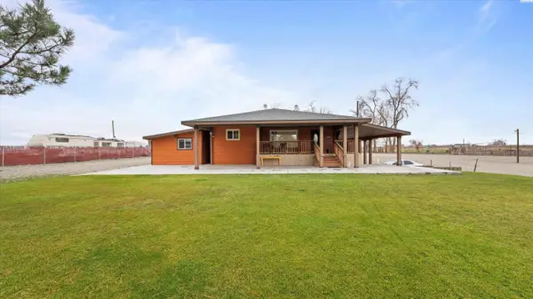 9121 Taylor Flats Road, Pasco, WA 99301