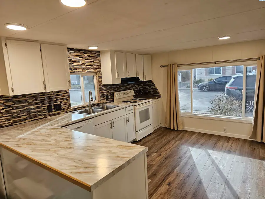 7901 W Clearwater Avenue #185 #185, Kennewick, WA 99336 - Image #3