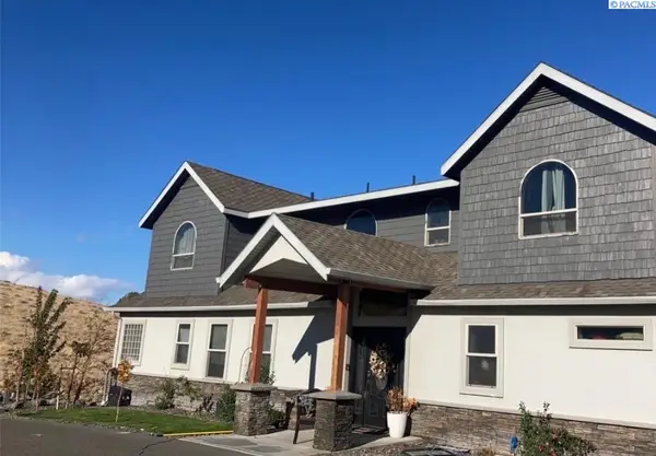 851 Bombing Range Road, West Richland, WA 99353-7778