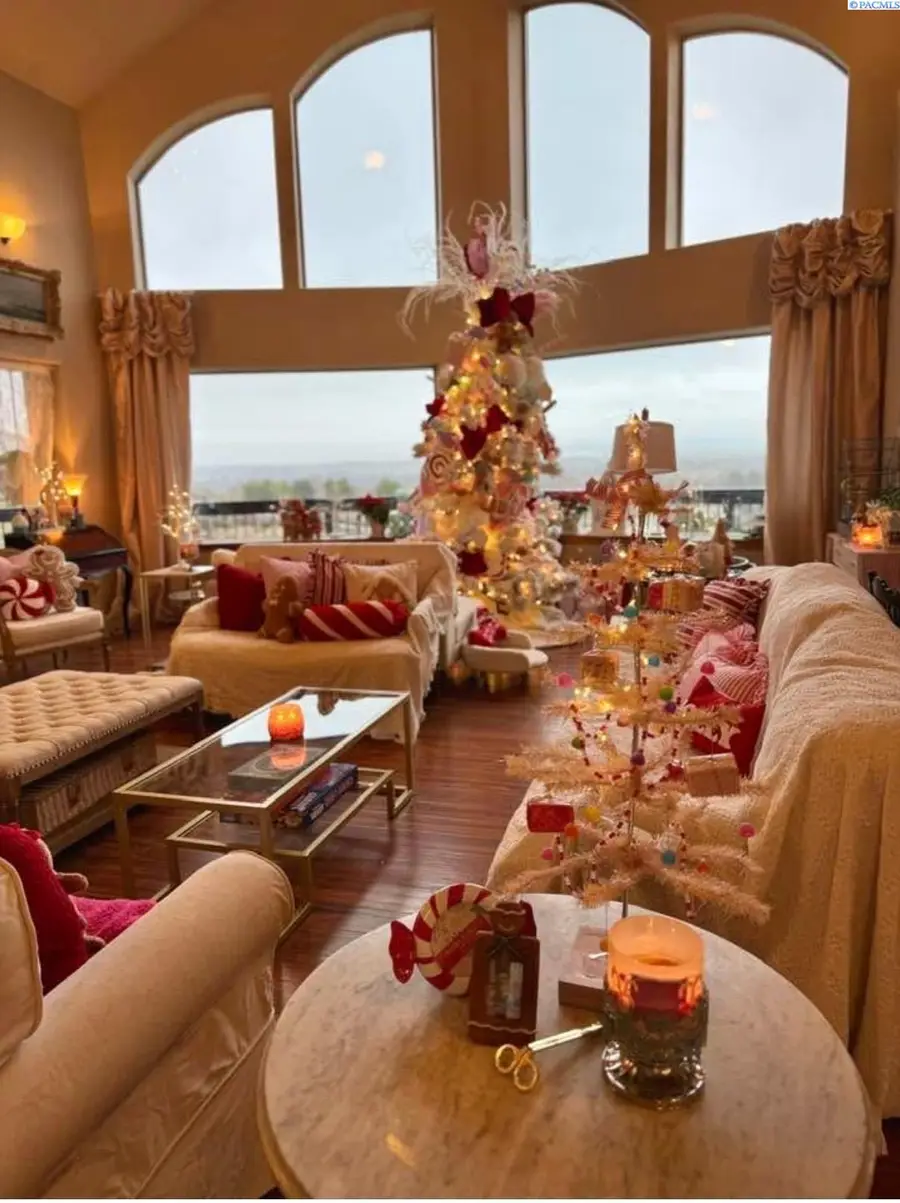 851 Bombing Range Road, West Richland, WA 99353-7778 - Image #2