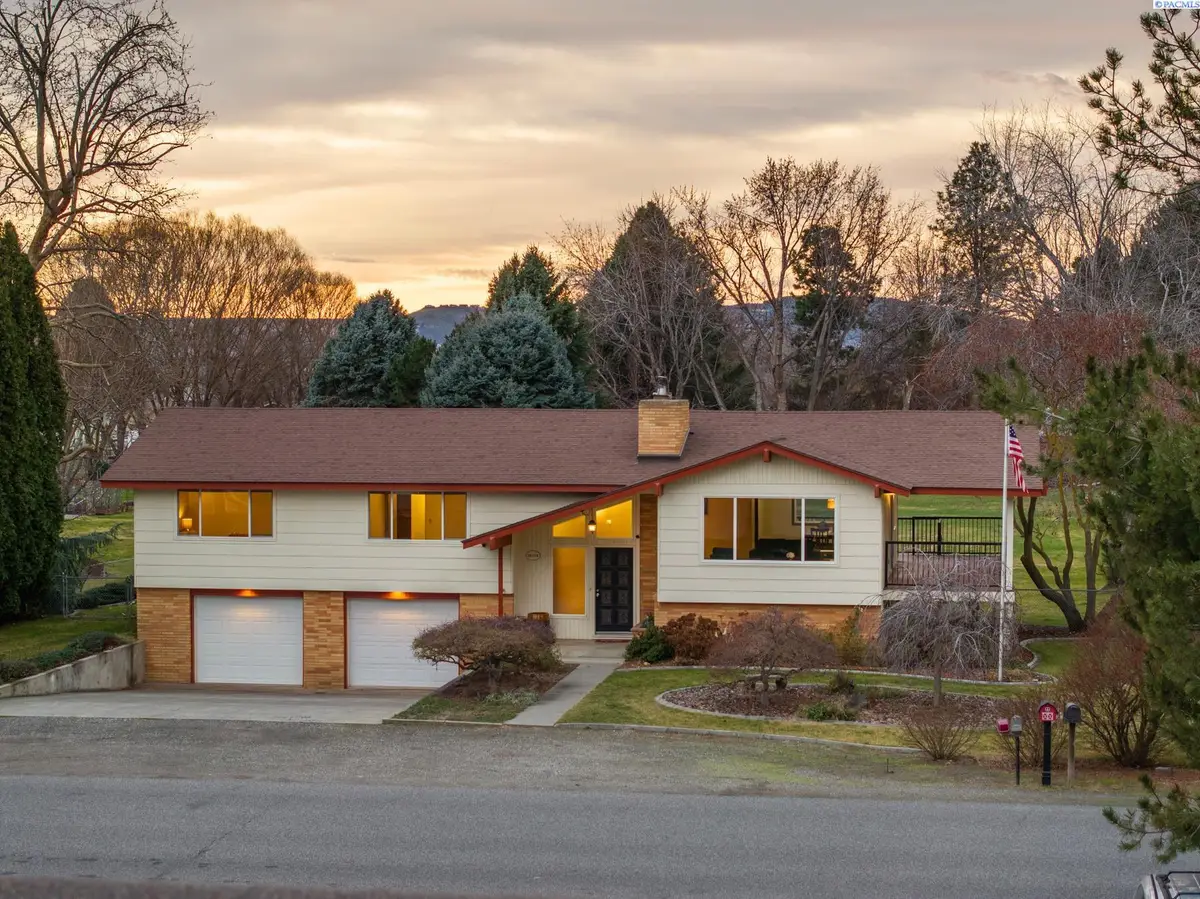 10220 Maple Drive, Pasco, WA 99301 - Image #1