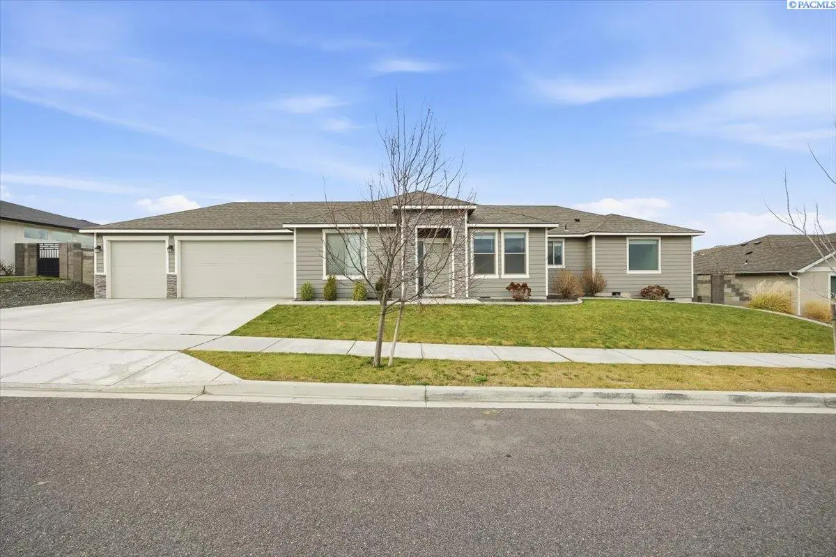 3356 S Mckinley St, Kennewick, WA 99338 - Image #1