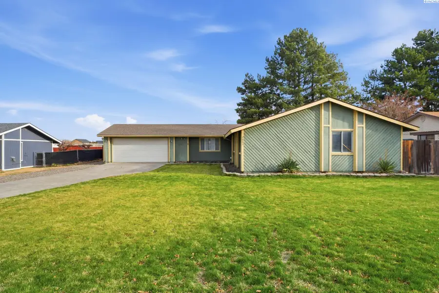 2663 S Tacoma St, Kennewick, WA 99337 - Image #2