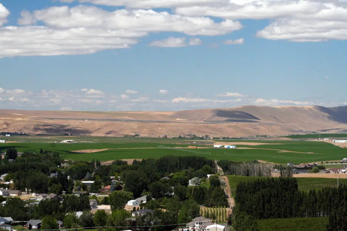 2560 Falconcrest Loop, Richland, WA 99352 - Image #1