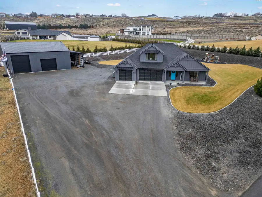 12204 S Sira Prse, Kennewick, WA 99338 - Image #2