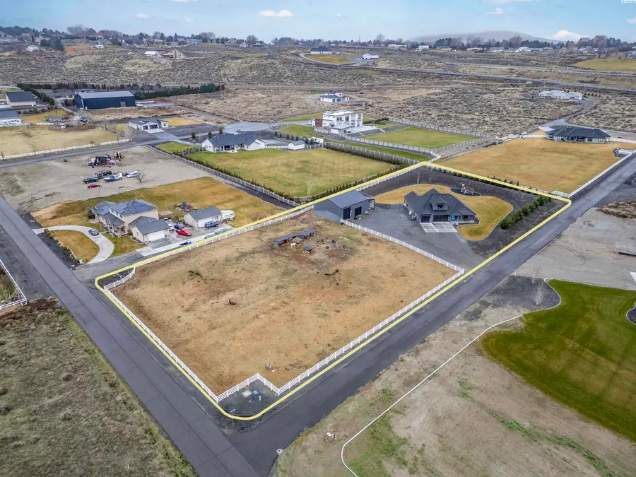 12204 S Sira Prse, Kennewick, WA 99338 - Image #3