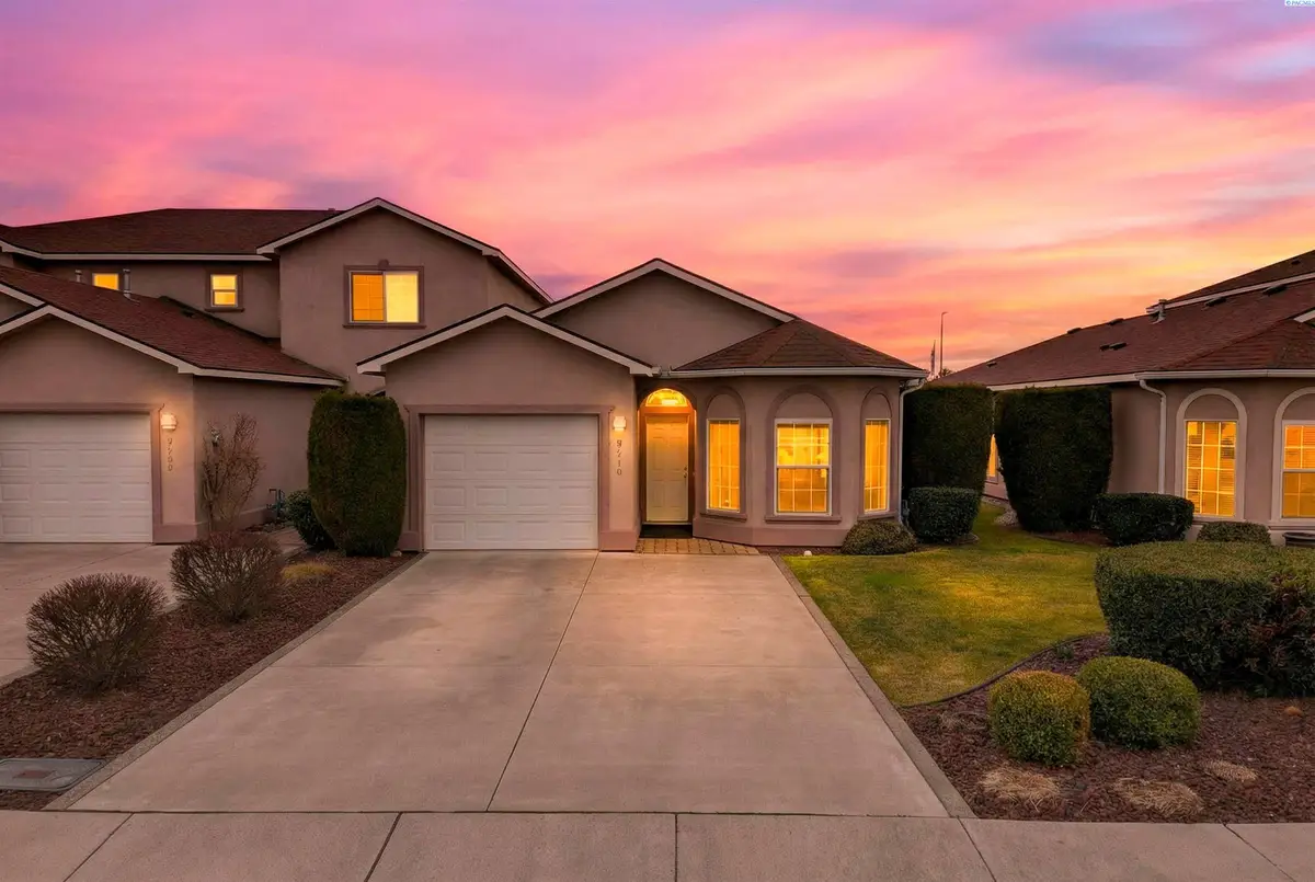 9910 Vincenzo Drive, Pasco, WA 99301 - Image #1