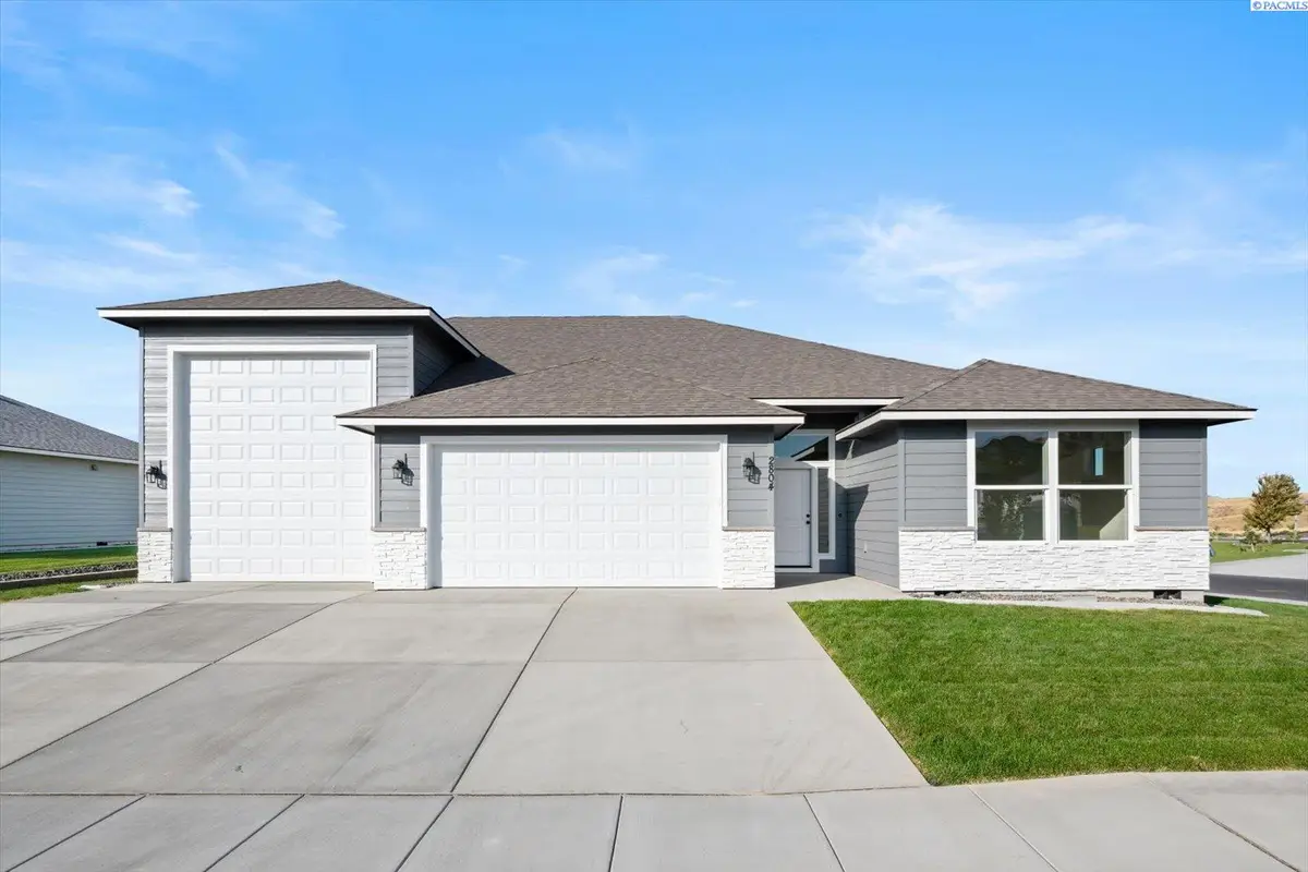 7197 W 30th Ave., Kennewick, WA 99338 - Image #1