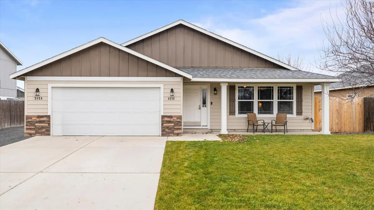 4212 Des Moines Ln, Pasco, WA 99301 - Image #1