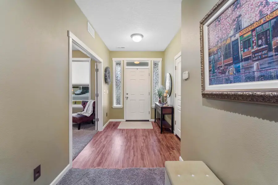 6102 Westmoreland Ln, Pasco, WA 99301 - Image #3
