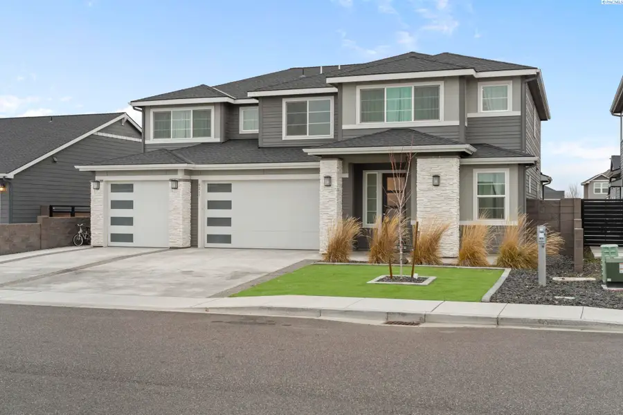 8217 Silver Mound Dr., Pasco, WA 99301 - Image #2