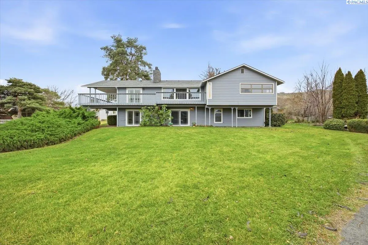 154 Orchard Way, Richland, WA 99352 - Image #1