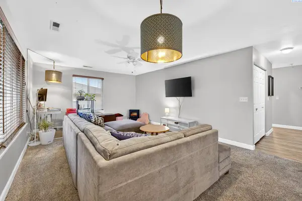 3121 W Hood Ave #I-201, Kennewick, WA 99336