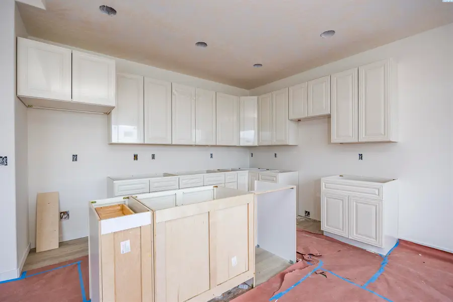 2906 E Helena St, Pasco, WA 99301 - Image #3