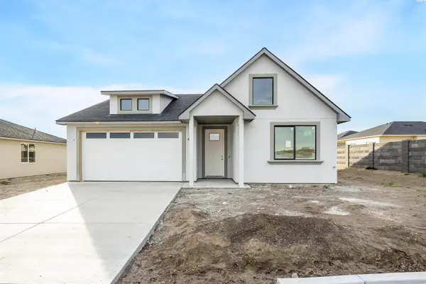 2902 E Helena St, Pasco, WA 99301