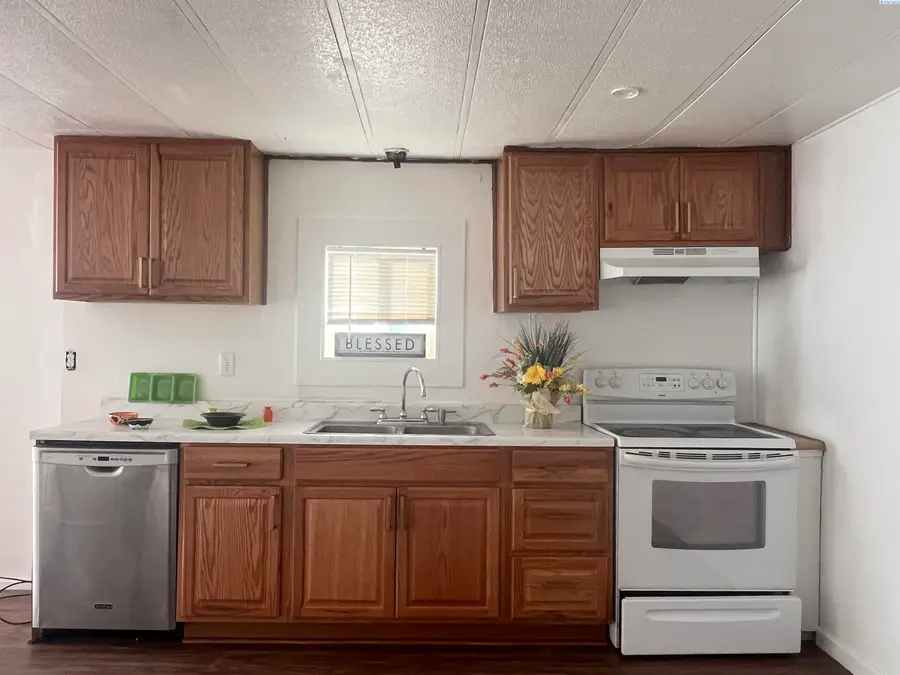 207 N 68th Ave #501, West Richland, WA 99353 - Image #2