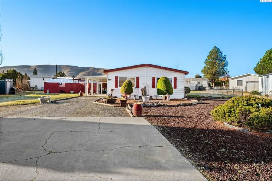 208 Crestwood Drive, Richland, WA 99352 - Image #2