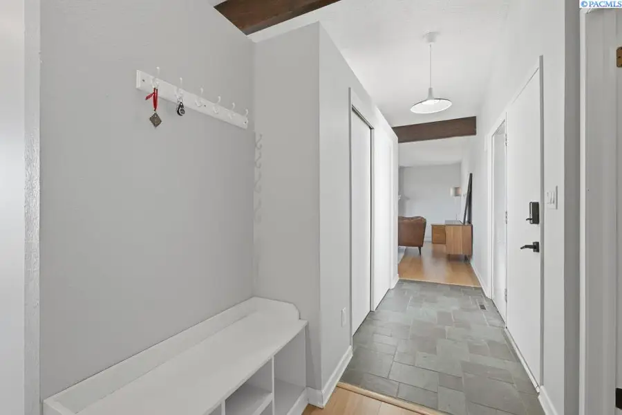 810 SW Alcora Dr, Pullman, WA 99163 - Image #3