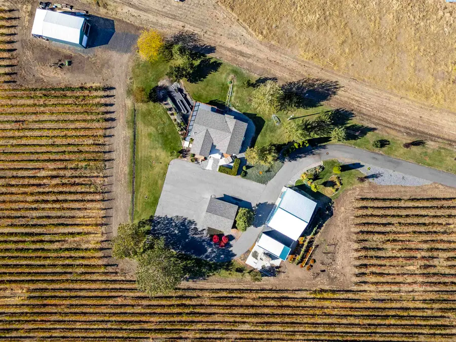 22207 W Gerrick Road, Benton City, WA 99320 - Image #2