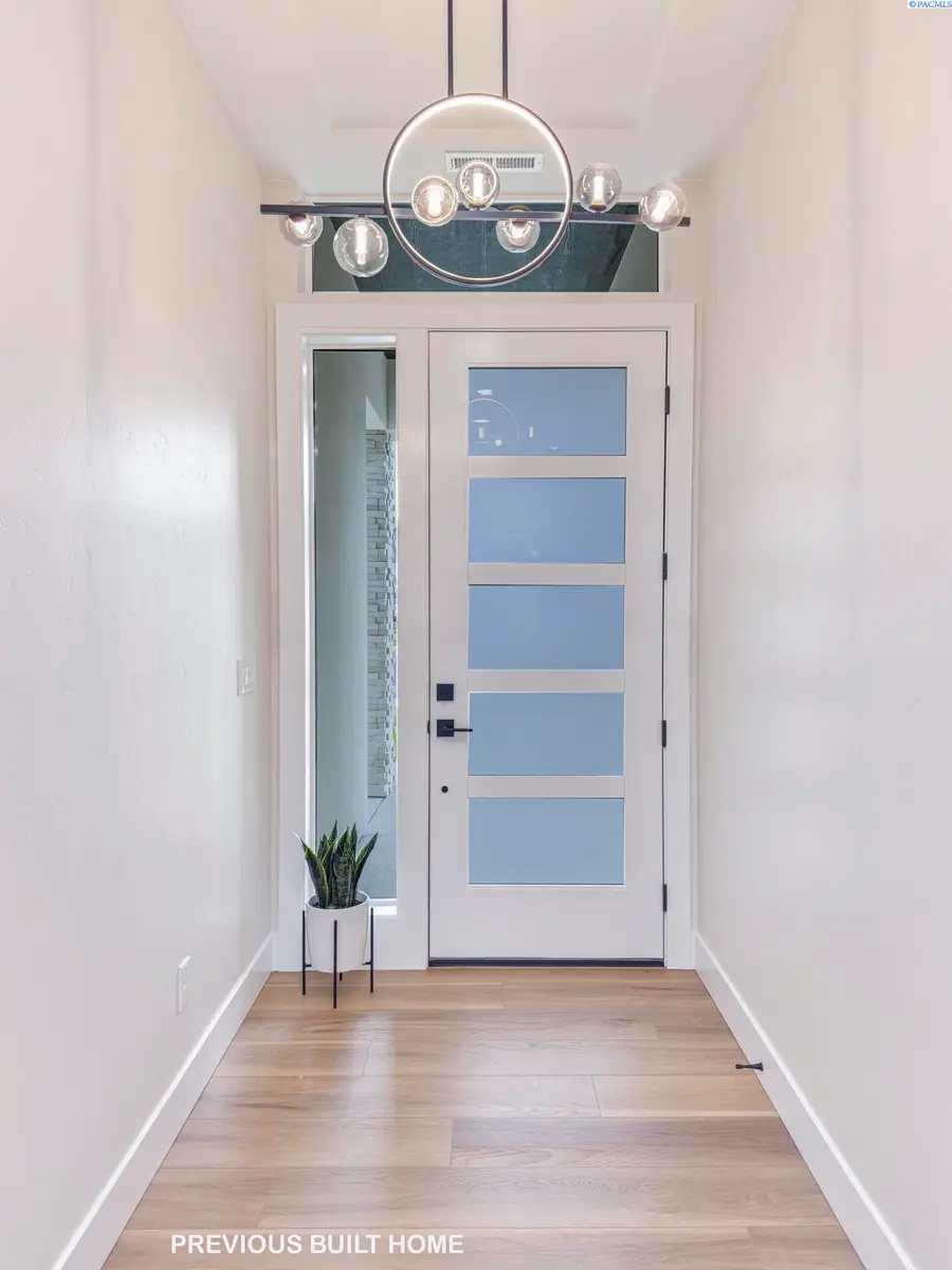 2919 Meadowlark Ave, Richland, WA 99352 - Image #2