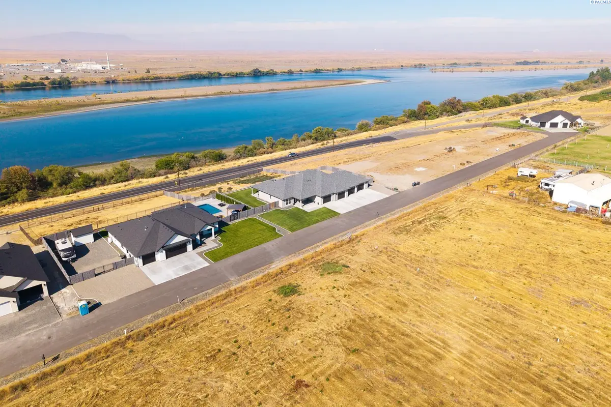 113 Columbia Bluff Lane, Pasco, WA 99301 - Image #1
